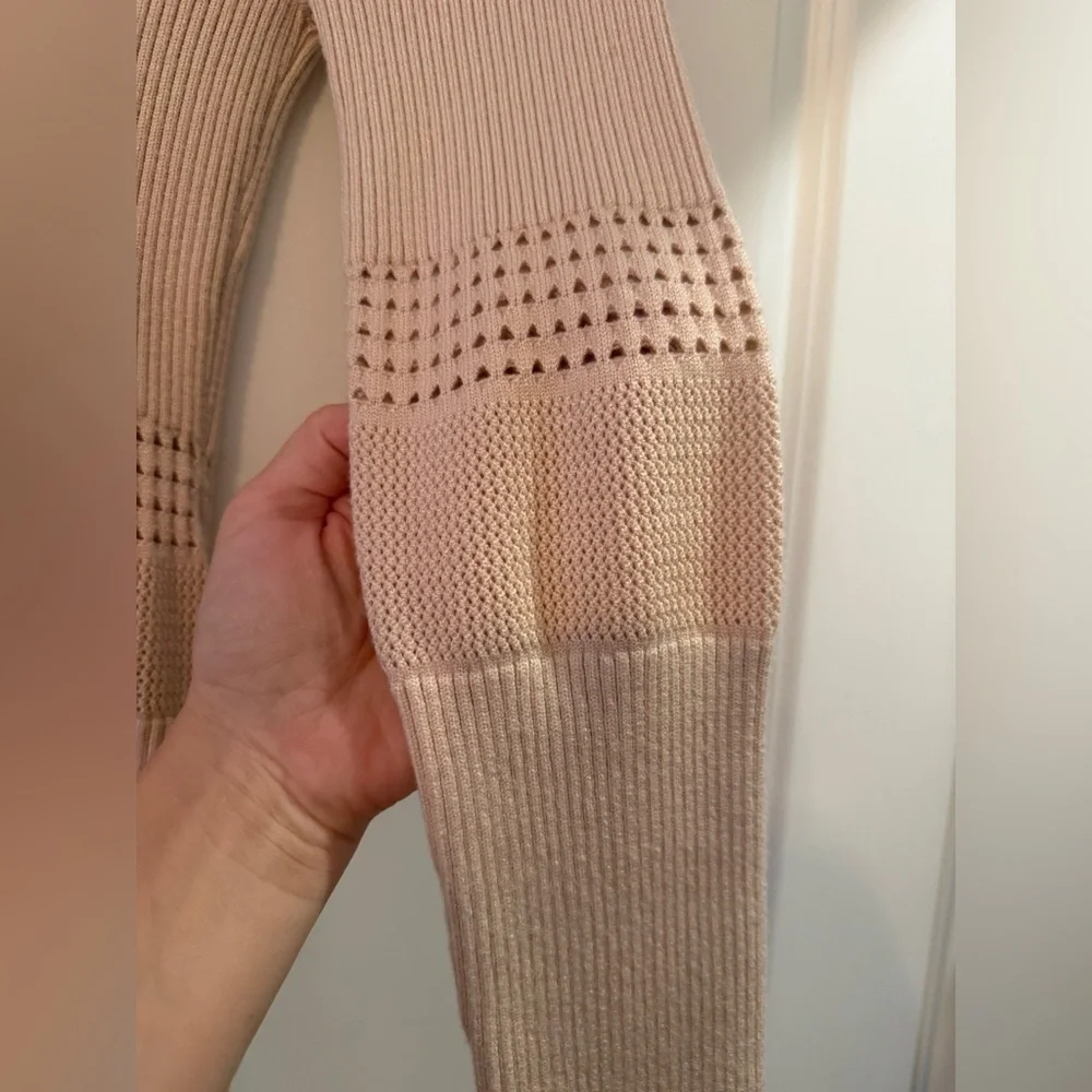 Long sleeve fitted knit midi dress - Picture 4 of 5